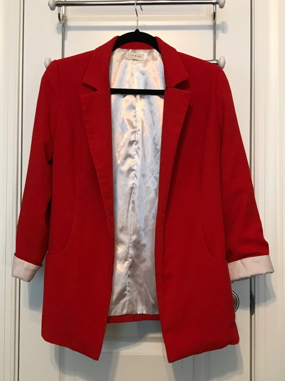 Tea & cup red long sleeve blazer with white satin interior & white cuffs (M)